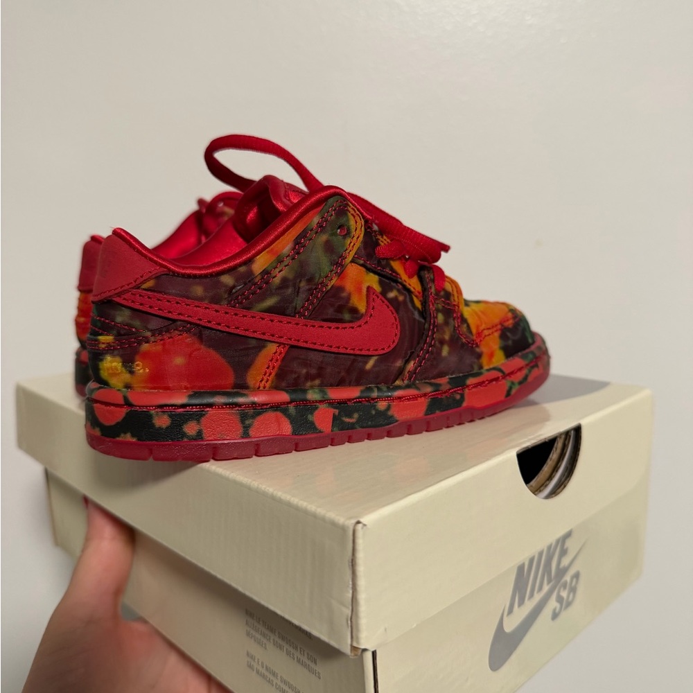 Nike Dunks - Picture 4 of 5